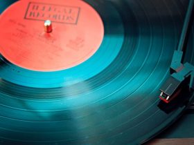 How To Replace A Needle On A Record Player
